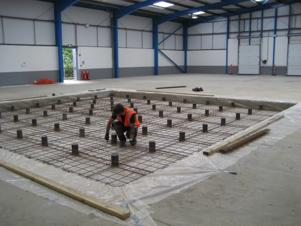 Laying the Reinforcing Mesh